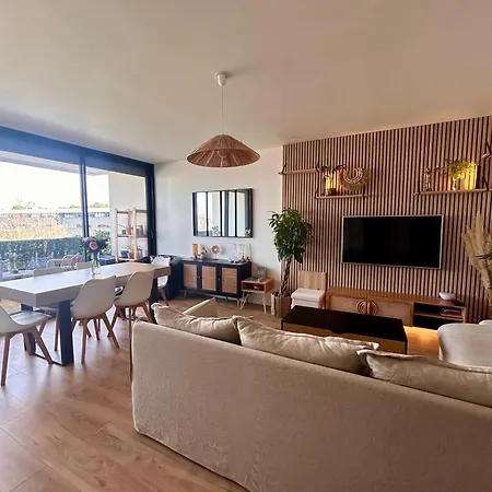 Au Bord Du Apartman *
